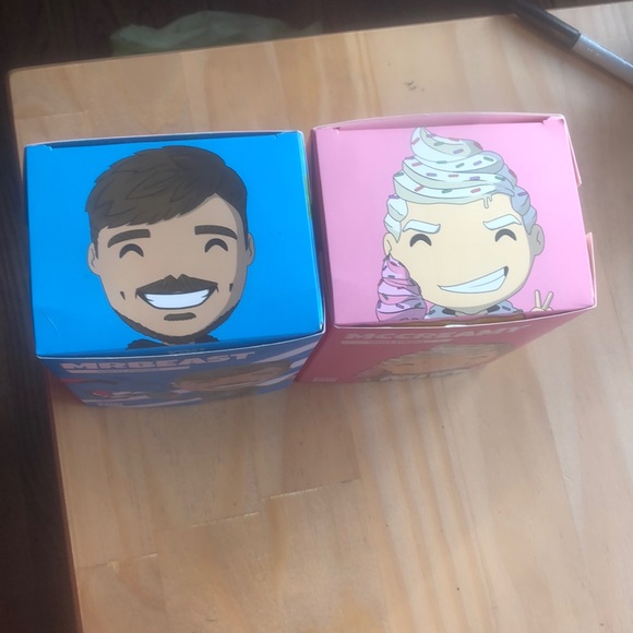 Mr Beast and Mccreamy Youtooz - Picture 2 of 6